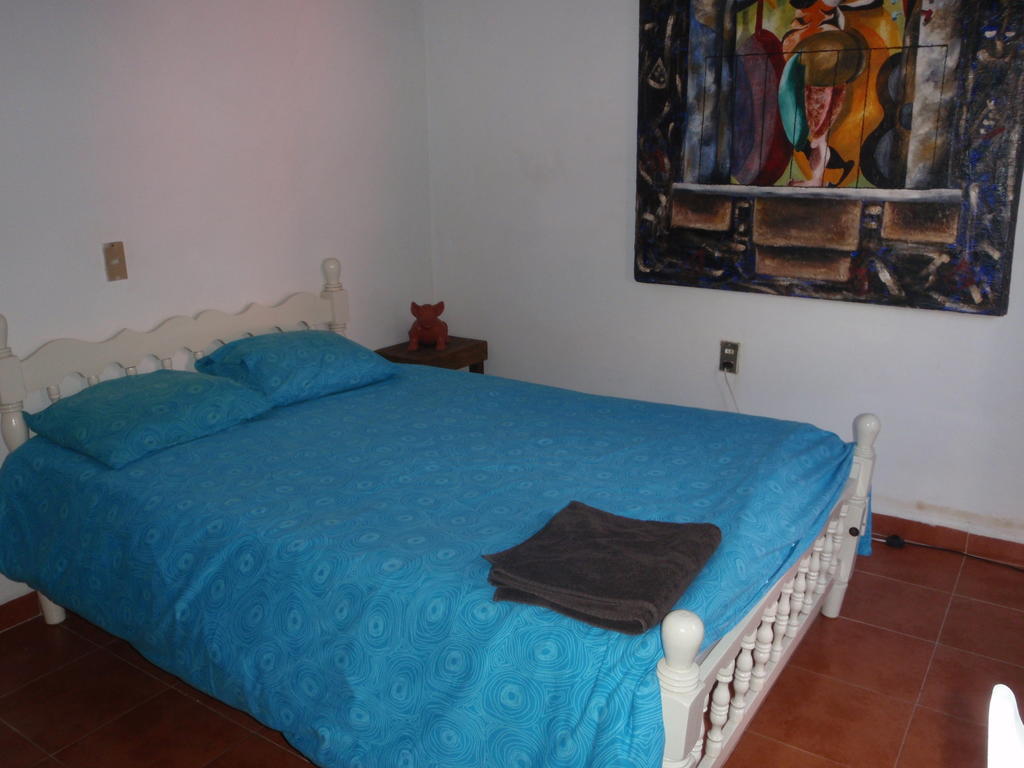 צ'ולולה Hostal El Cascabel מראה חיצוני תמונה